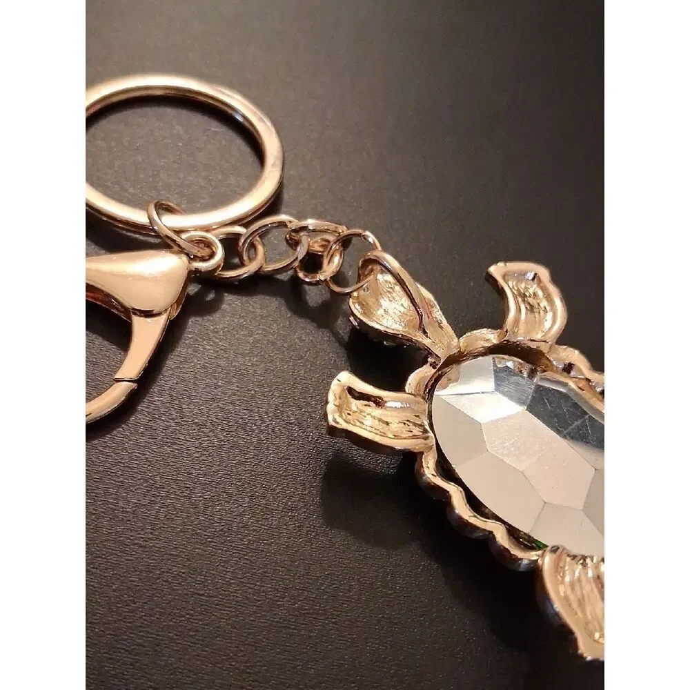 Two Ways To Use Beautiful Green Rhinestone Turtle. Keychain Or Pendant Necklace